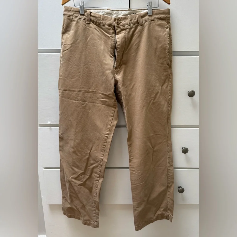 J Crew Men's Broken In Regular Fit Dark Tan Chinos in Size 34W 32L.